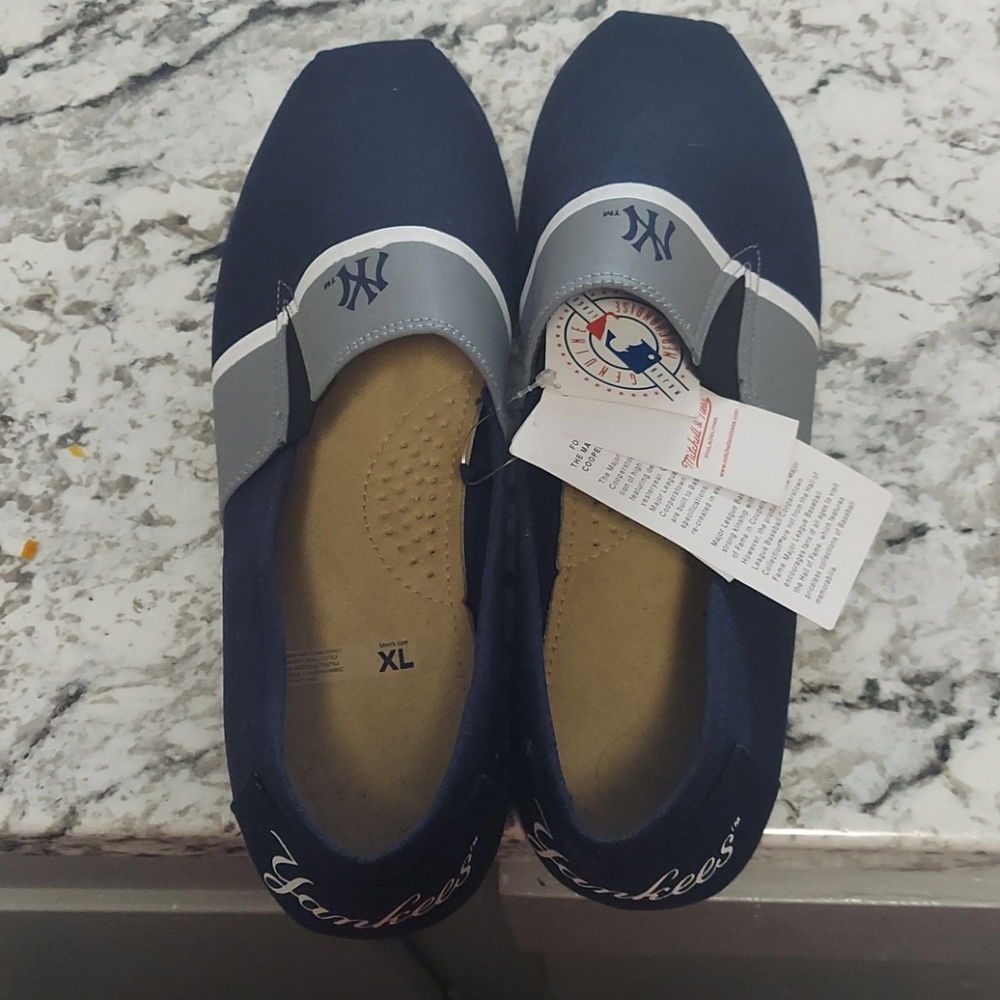 Yankees shoes